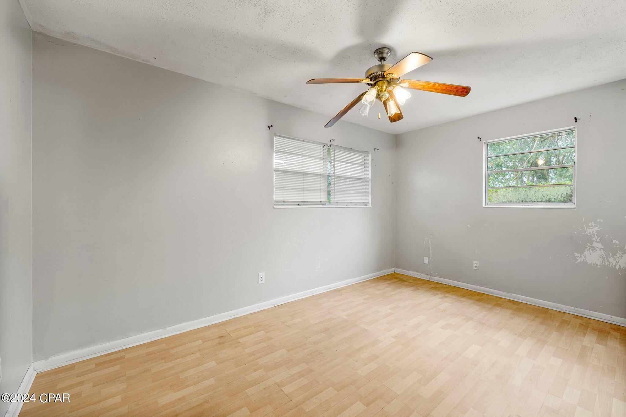 Hentz 1st Add Unit B - Residential