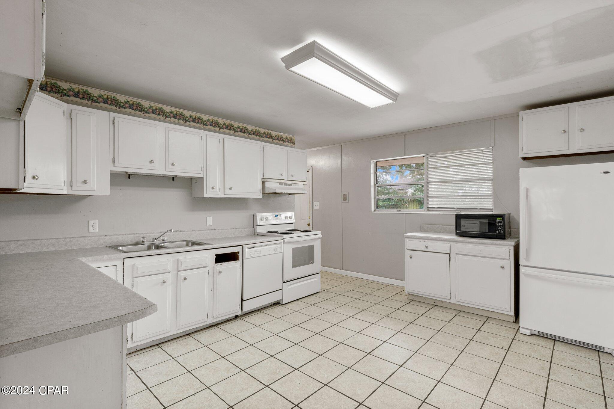 Hentz 1st Add Unit B - Residential