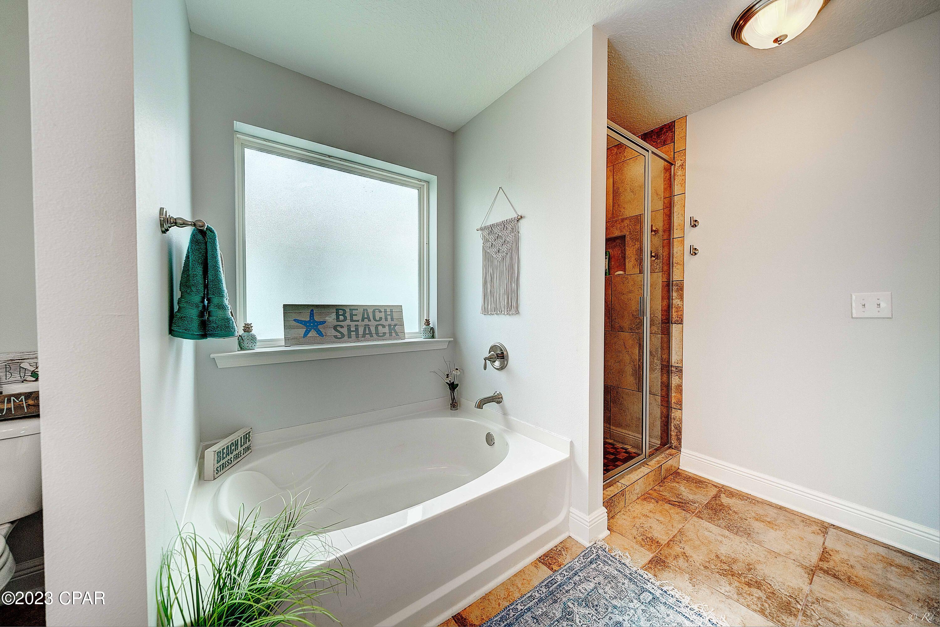 Magnolia Bay Club - Residential