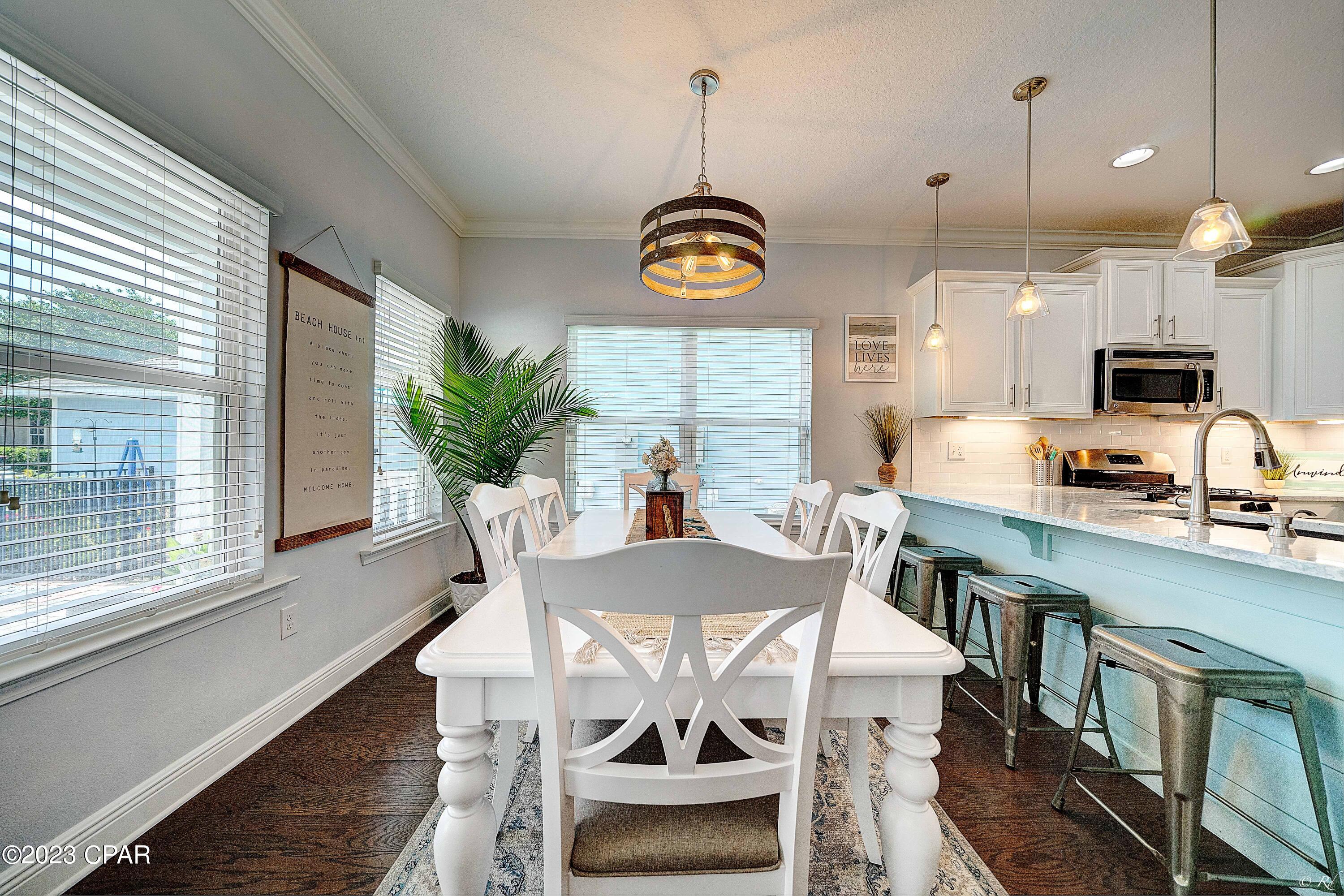 Magnolia Bay Club - Residential