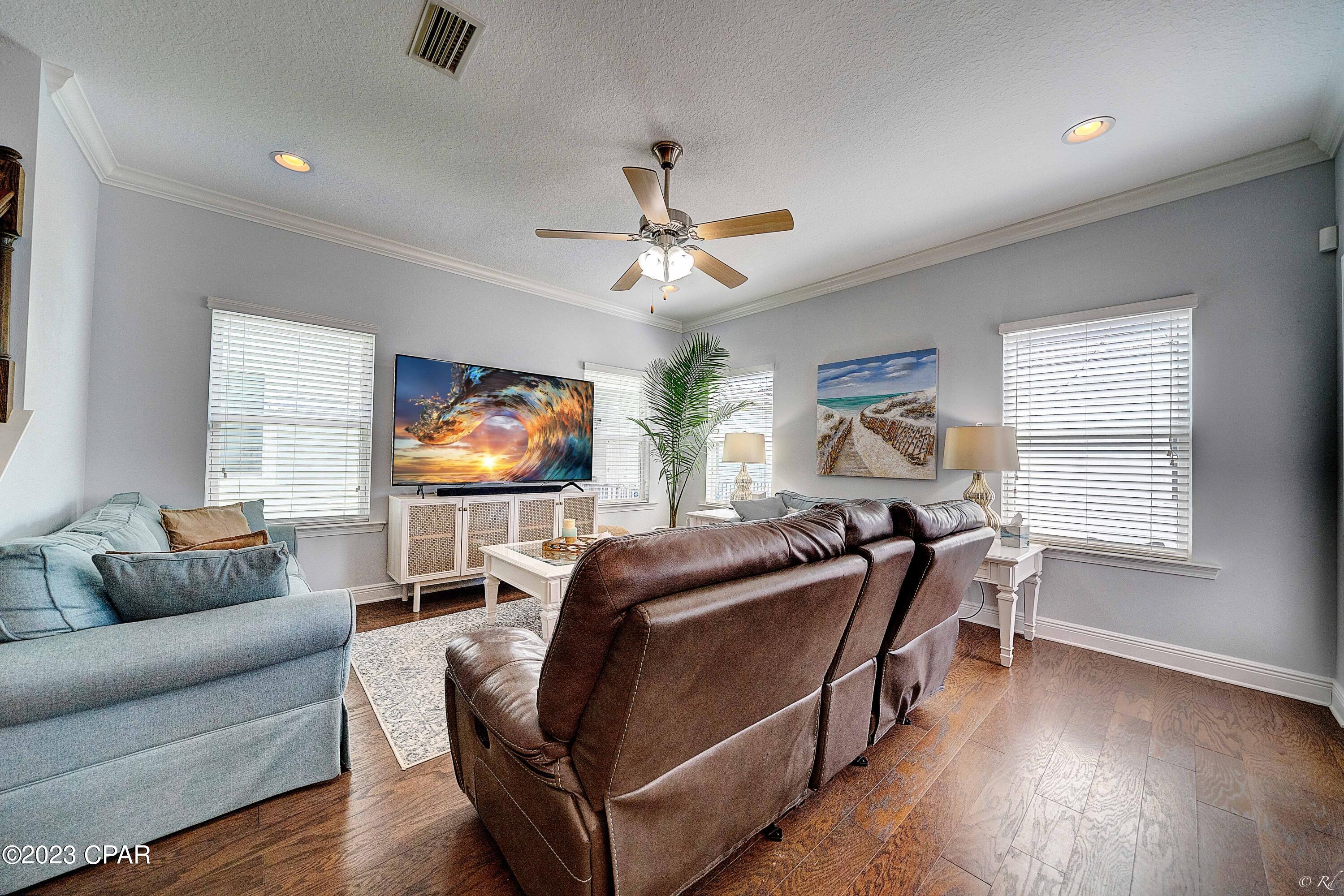 Magnolia Bay Club - Residential