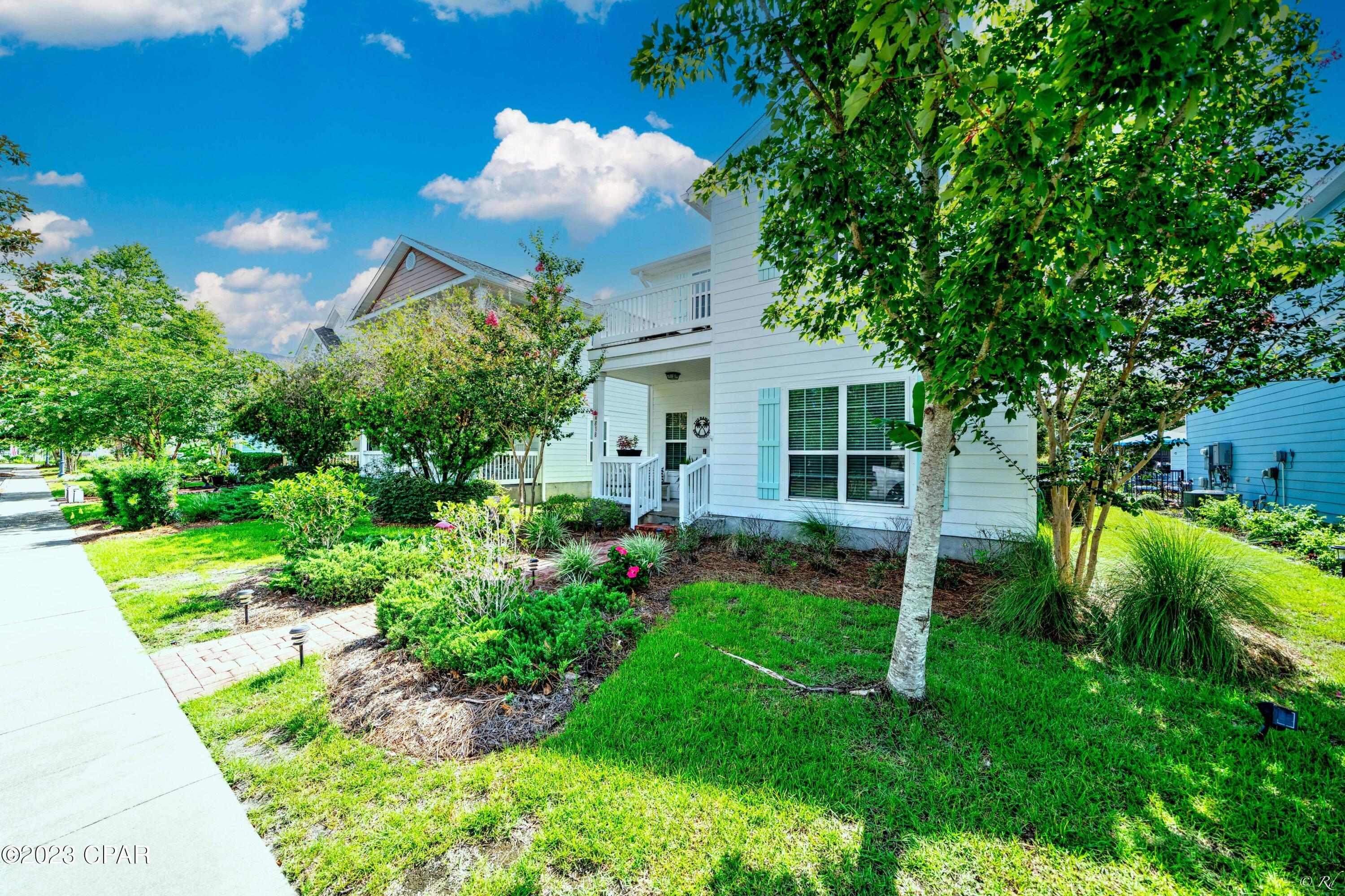 Magnolia Bay Club - Residential