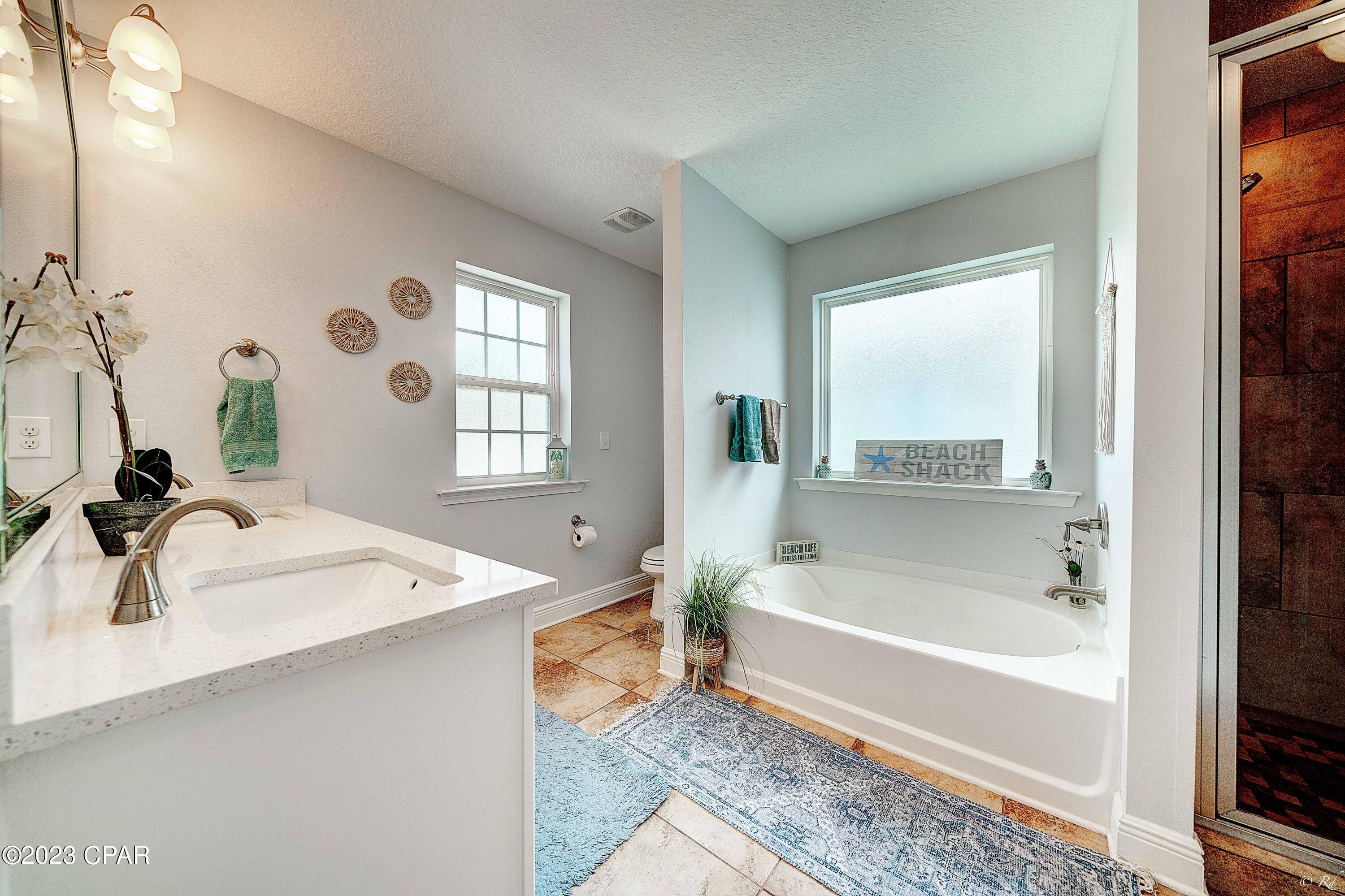 Magnolia Bay Club - Residential