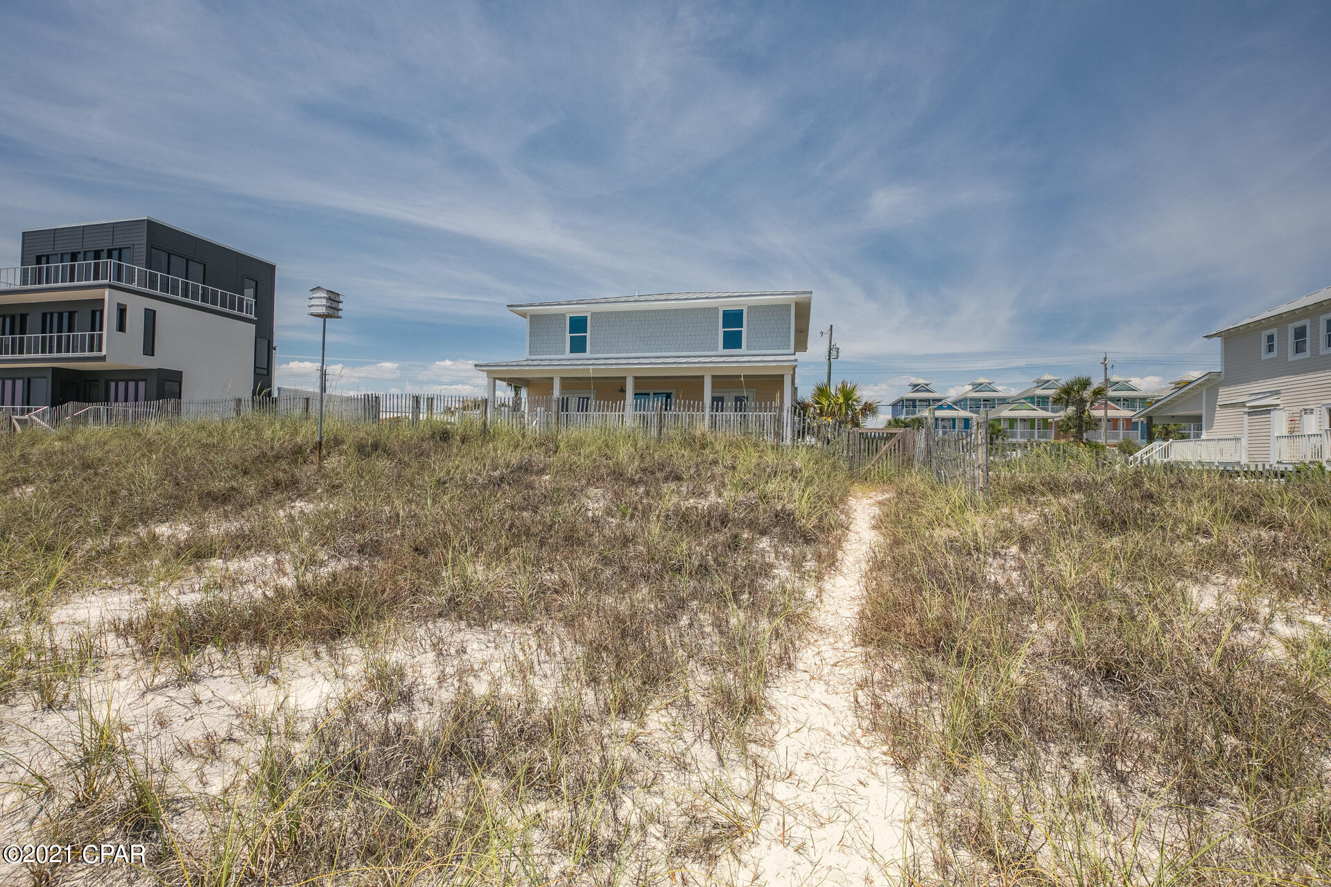 Lullwater Beach - Residential