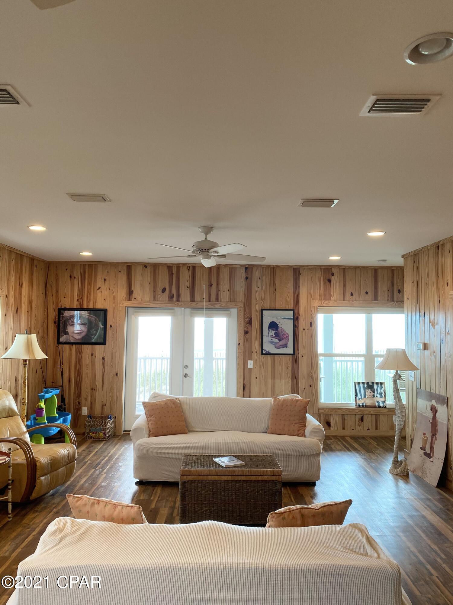 Lullwater Beach - Residential