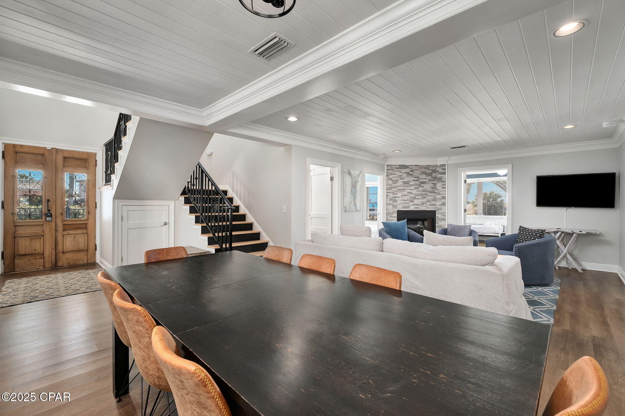 Santa Monica Beach - Residential