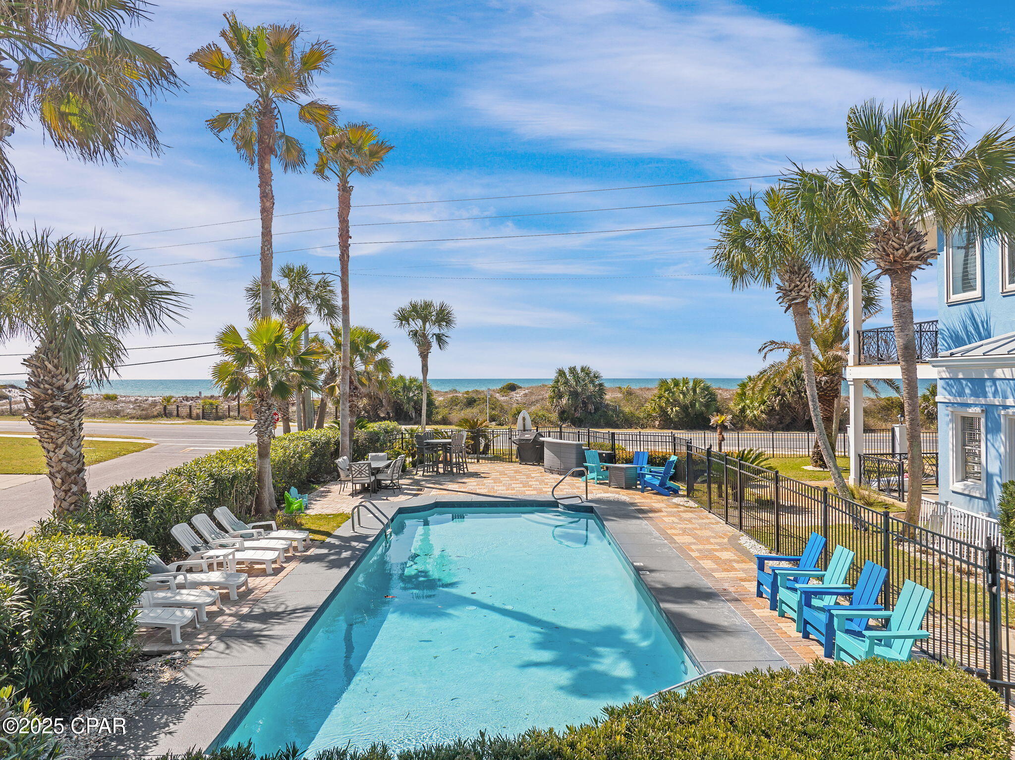Santa Monica Beach - Residential