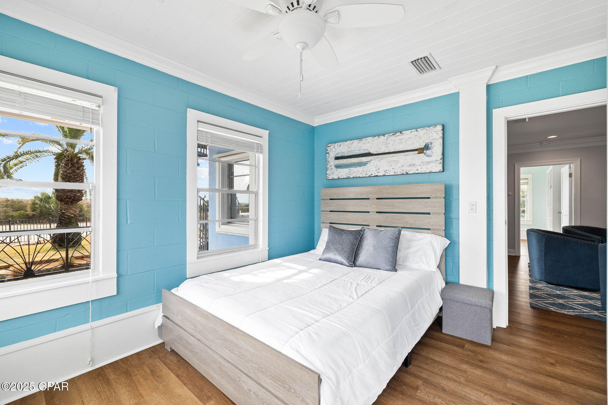 Santa Monica Beach - Residential