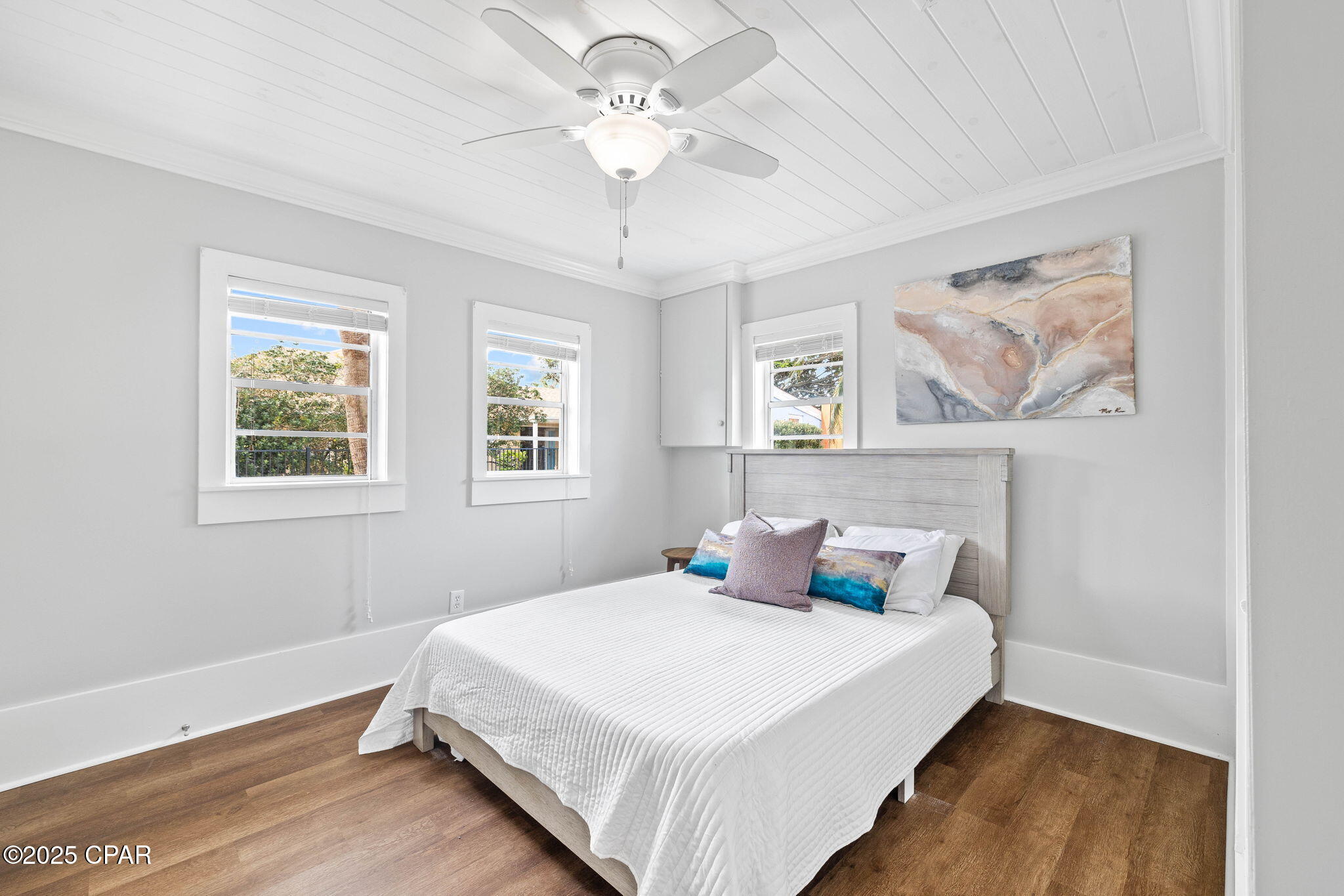 Santa Monica Beach - Residential