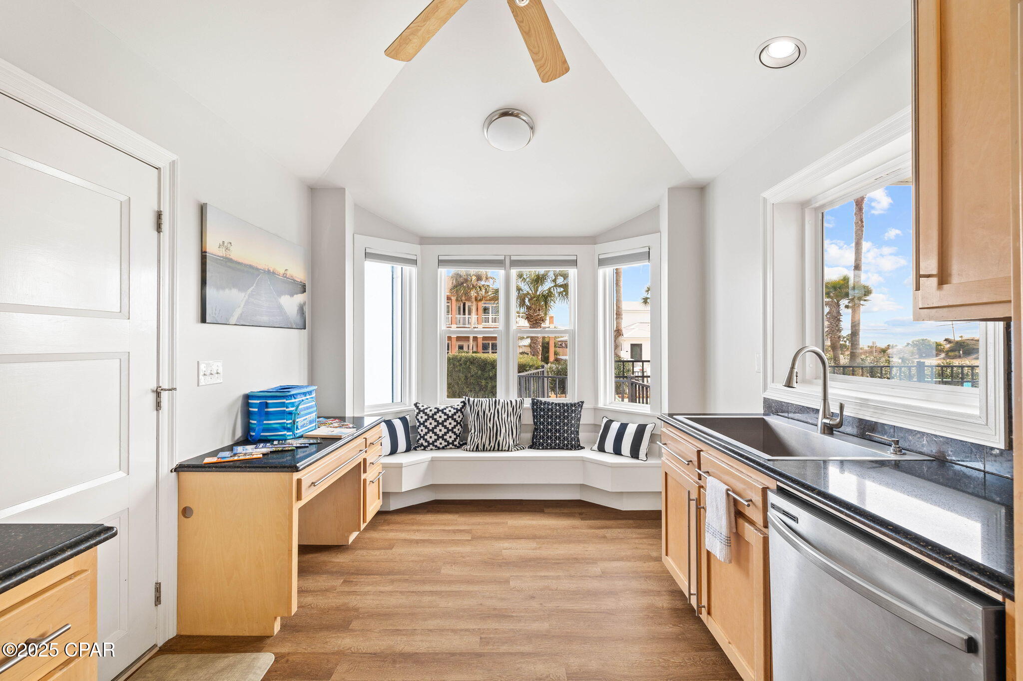 Santa Monica Beach - Residential