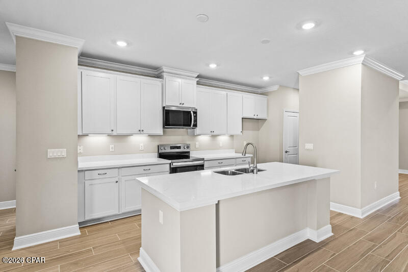 Lake Merial - Residential