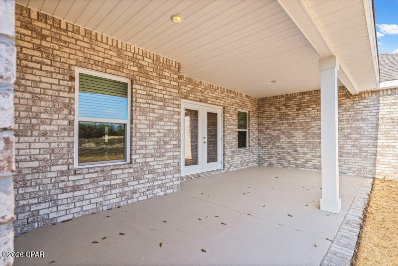 Lake Merial - Residential