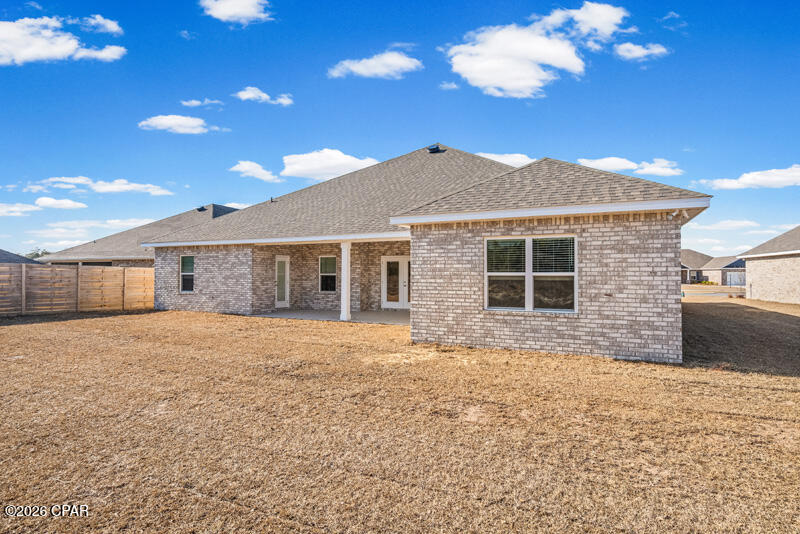 Lake Merial - Residential