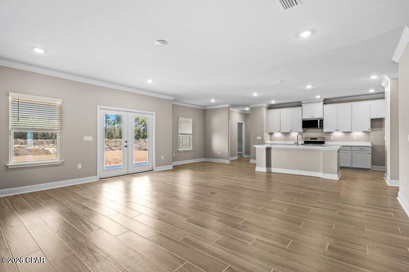 Lake Merial - Residential