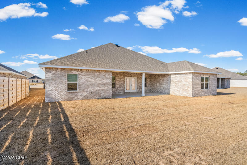 Lake Merial - Residential