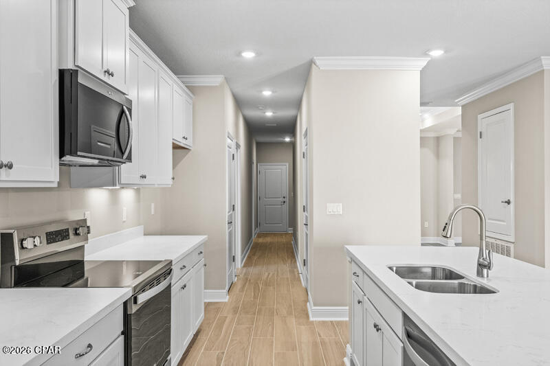 Lake Merial - Residential