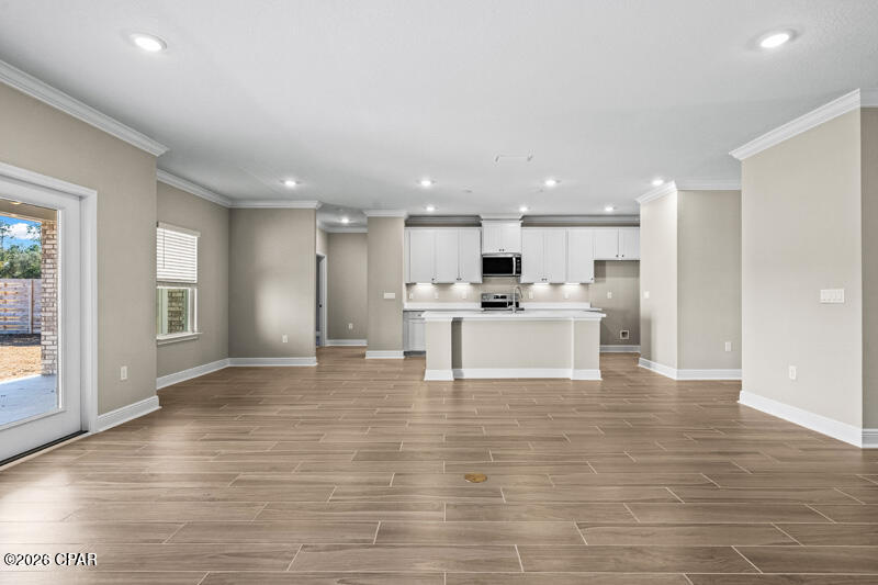 Lake Merial - Residential