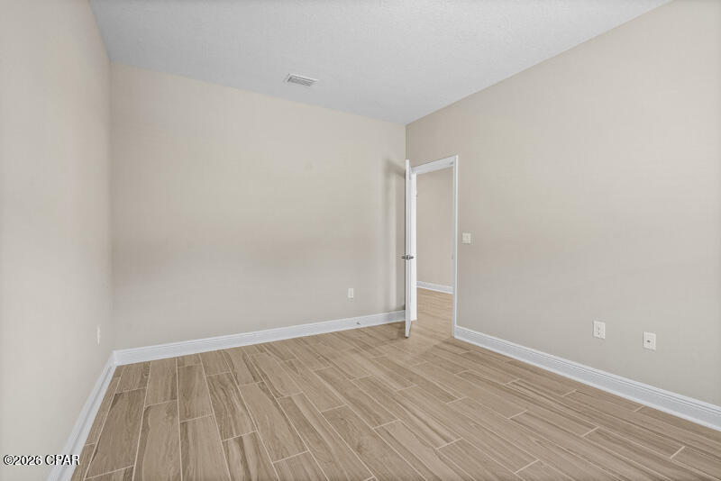 Lake Merial - Residential