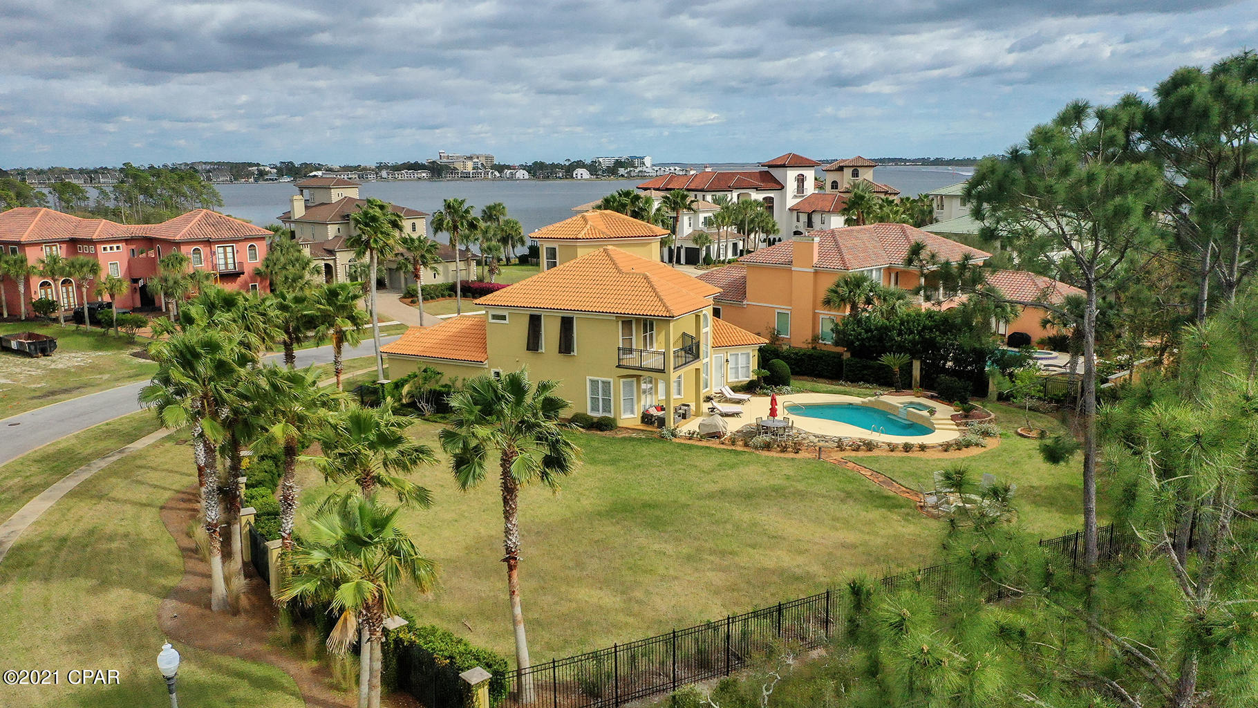 Finisterre - Residential