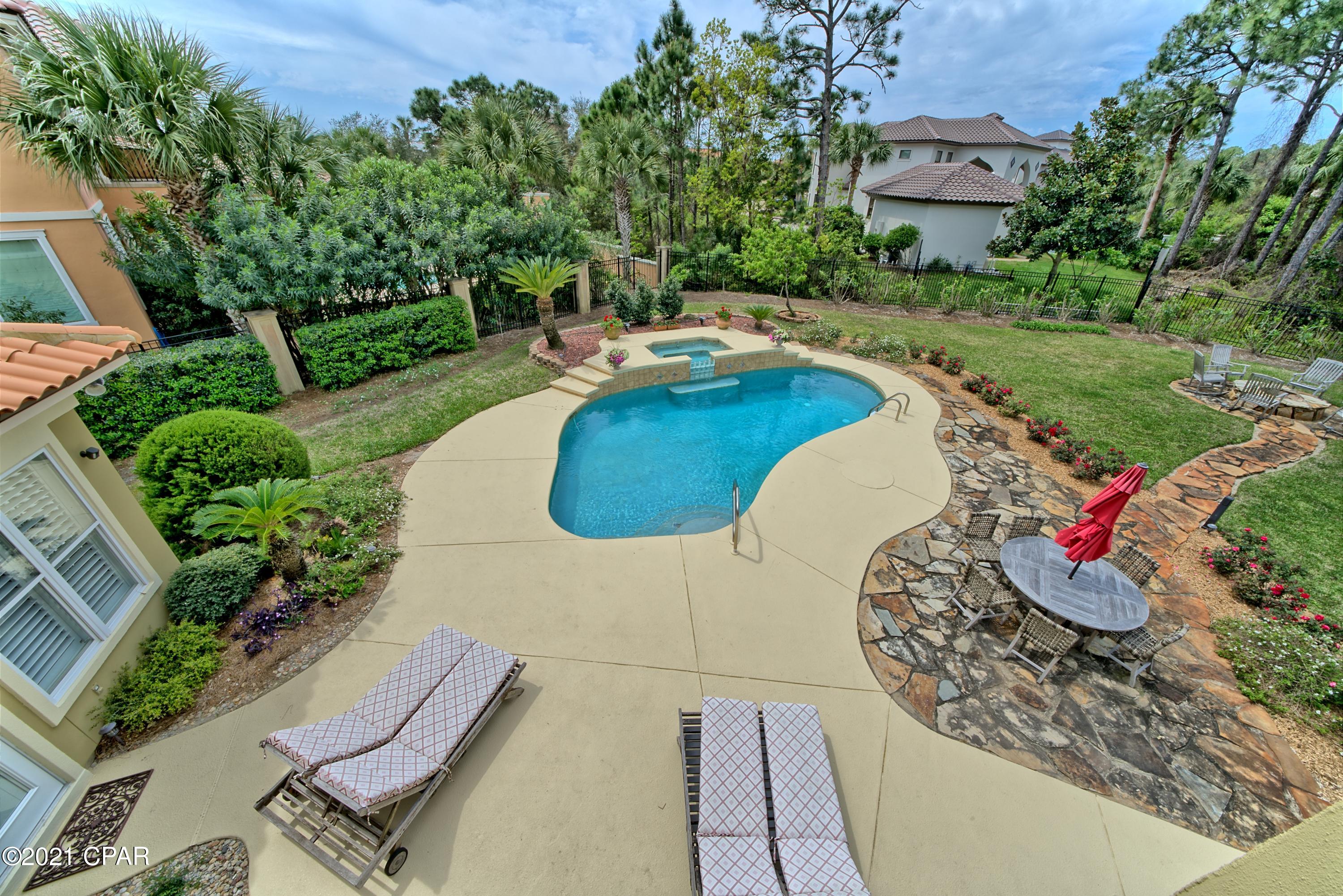 Finisterre - Residential