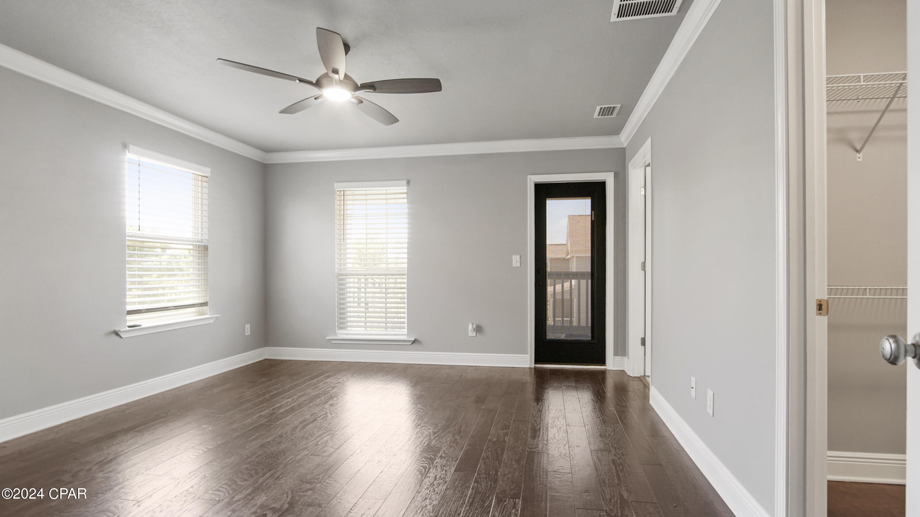 Magnolia Bay Club - Residential