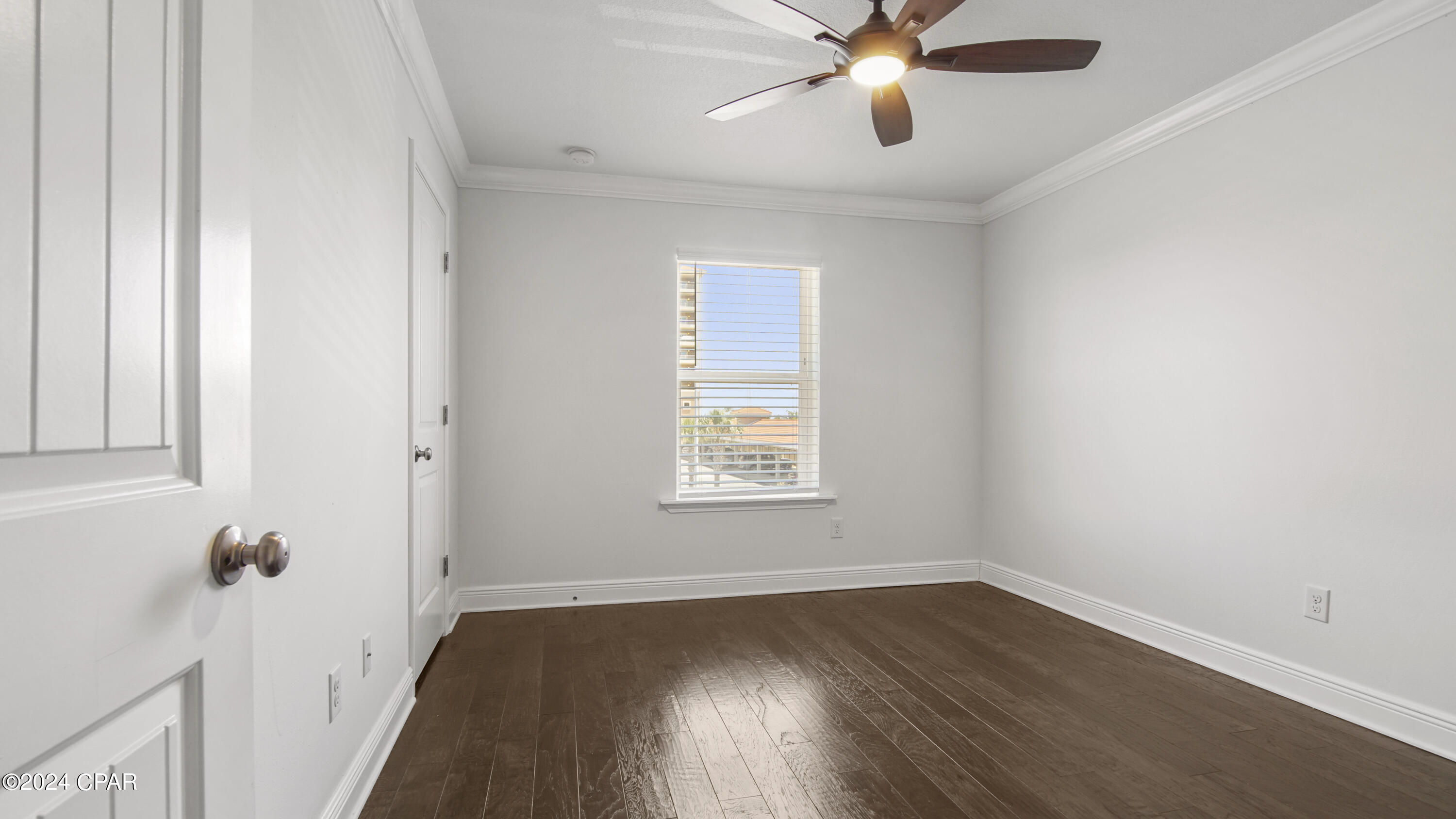 Magnolia Bay Club - Residential