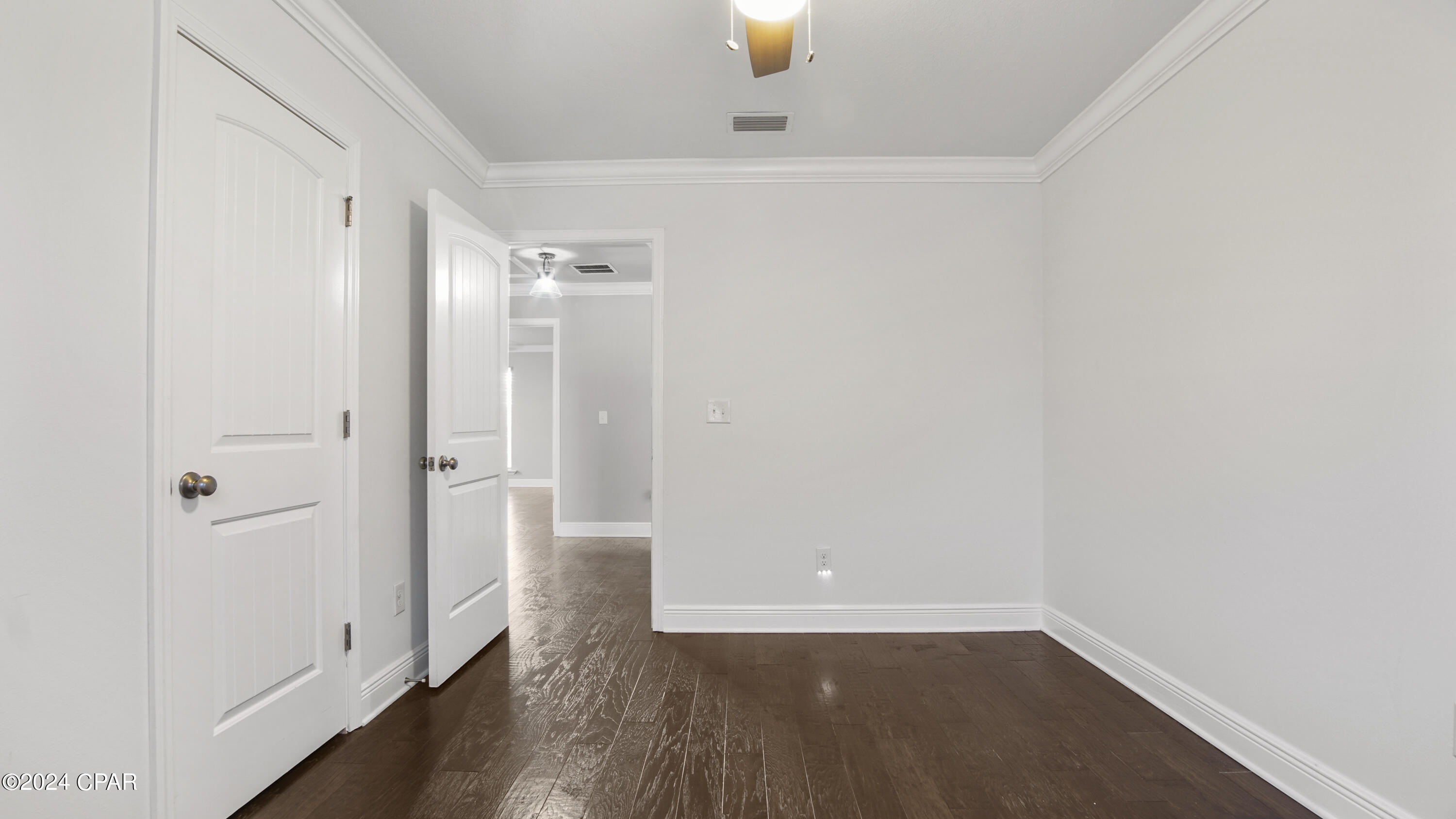 Magnolia Bay Club - Residential