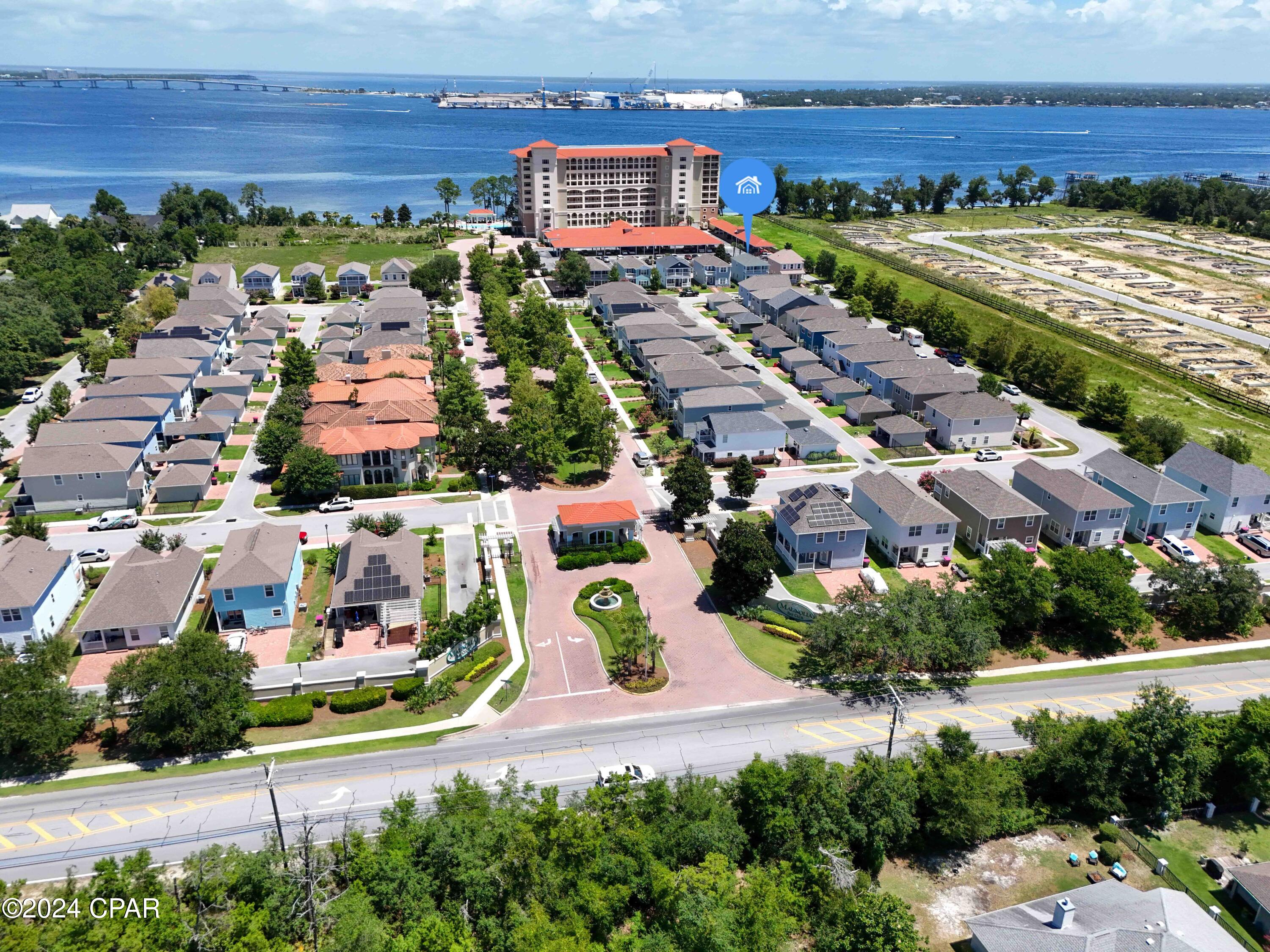 Magnolia Bay Club - Residential