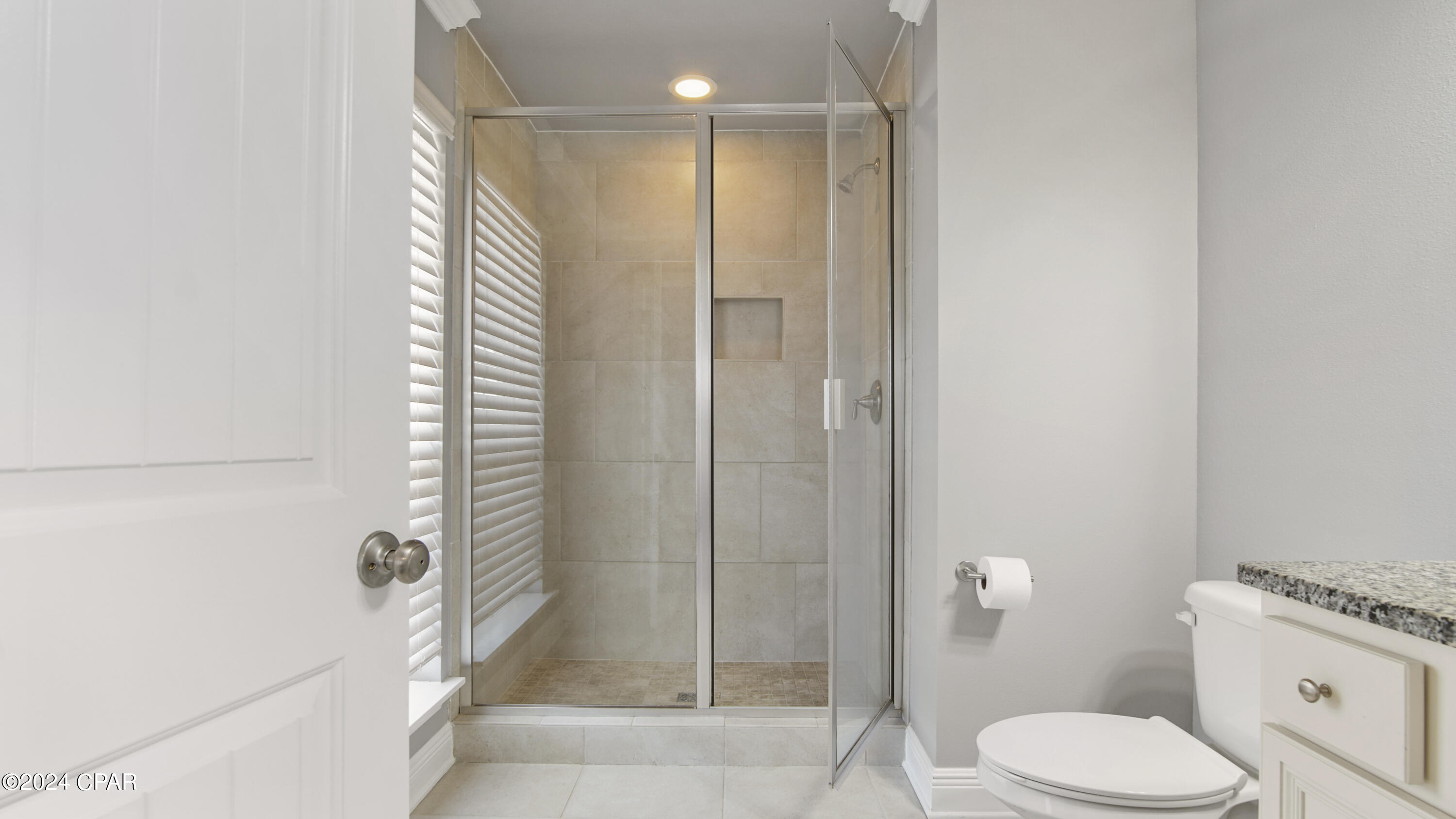 Magnolia Bay Club - Residential