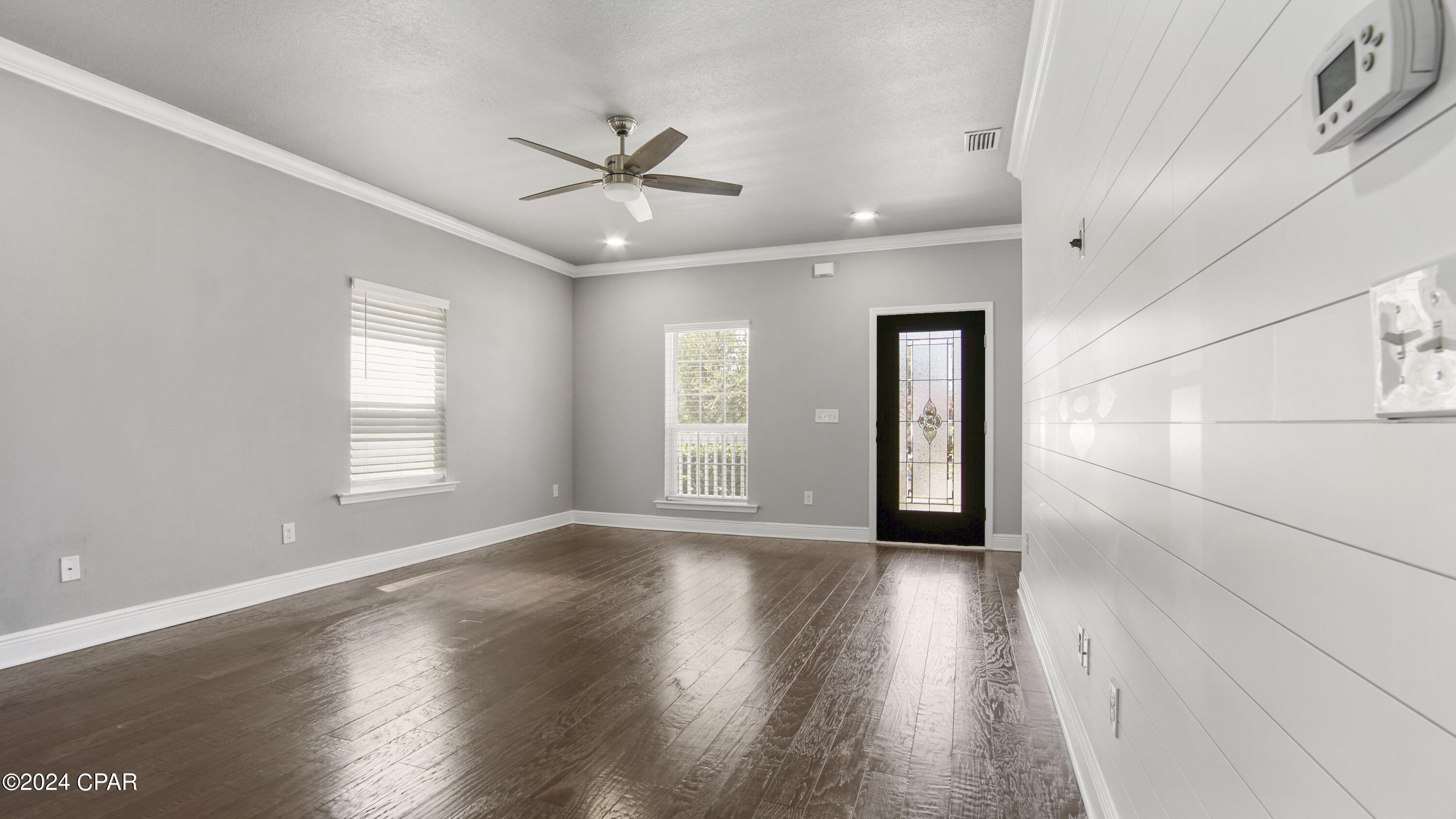 Magnolia Bay Club - Residential