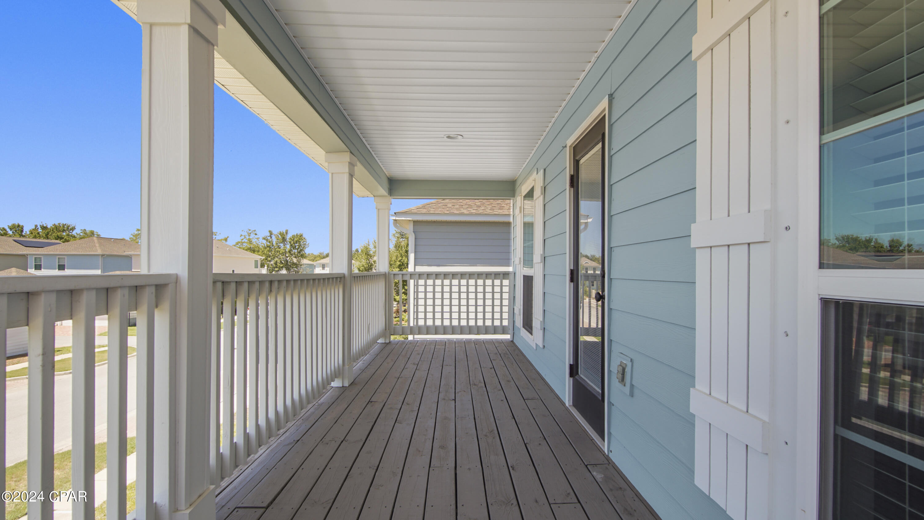 Magnolia Bay Club - Residential