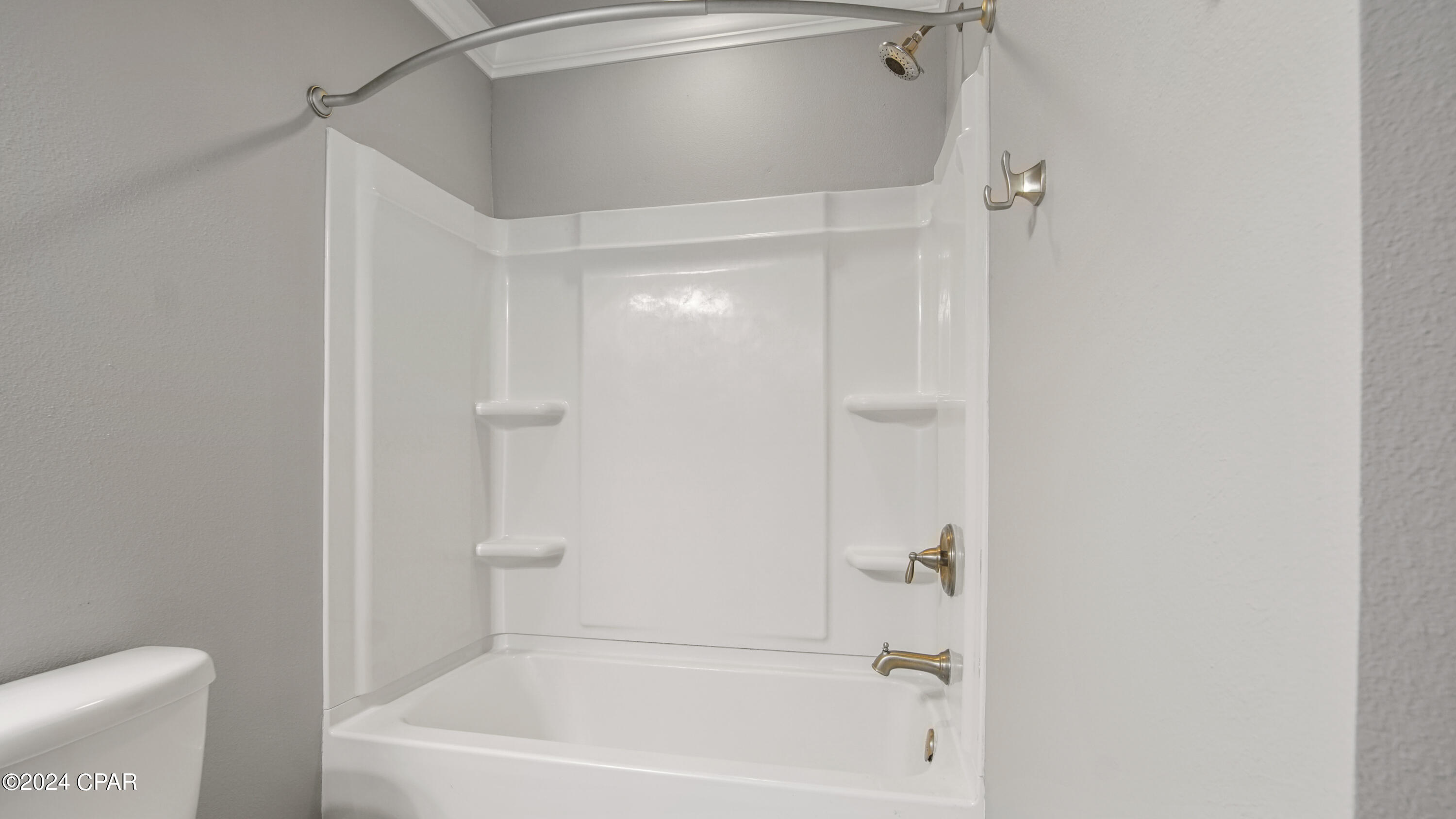 Magnolia Bay Club - Residential