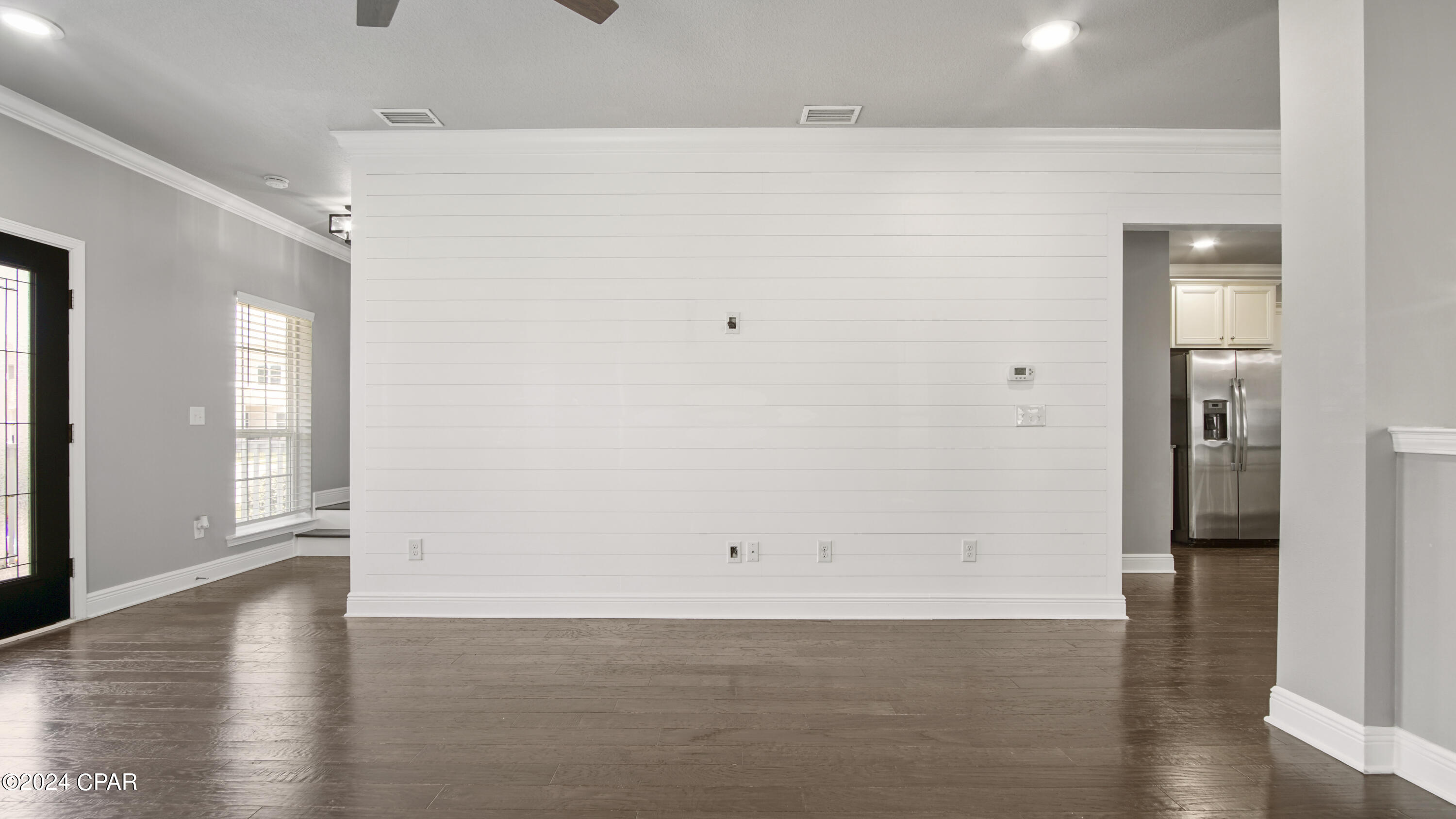 Magnolia Bay Club - Residential