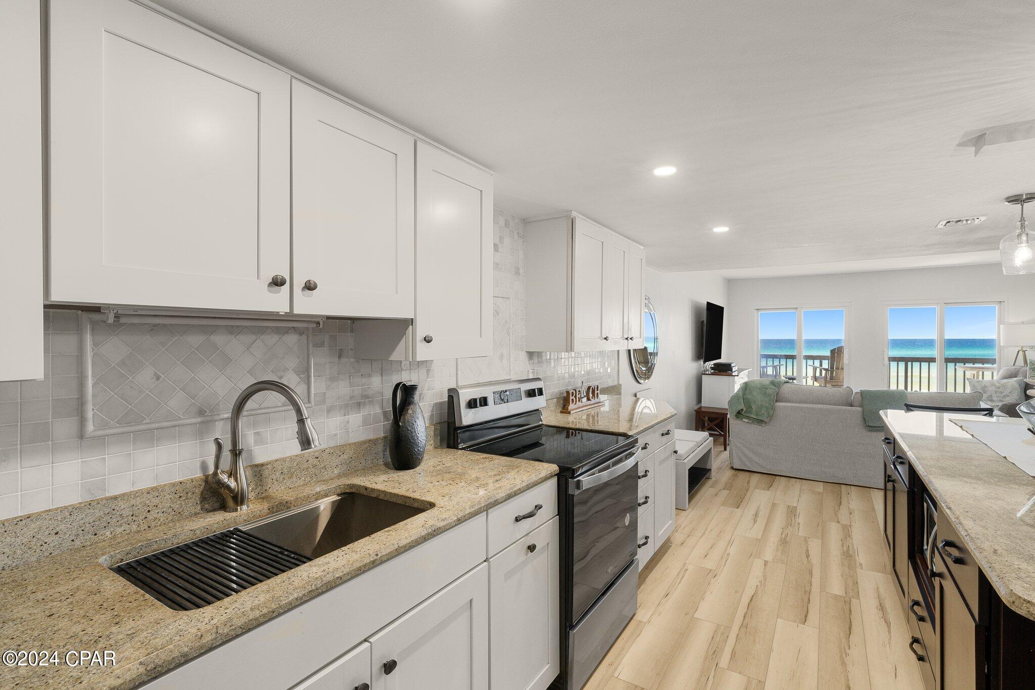 Panama City Beach, Florida 32413, United States, 2 Bedrooms Bedrooms, ,2 BathroomsBathrooms,Residential,Pending,62327