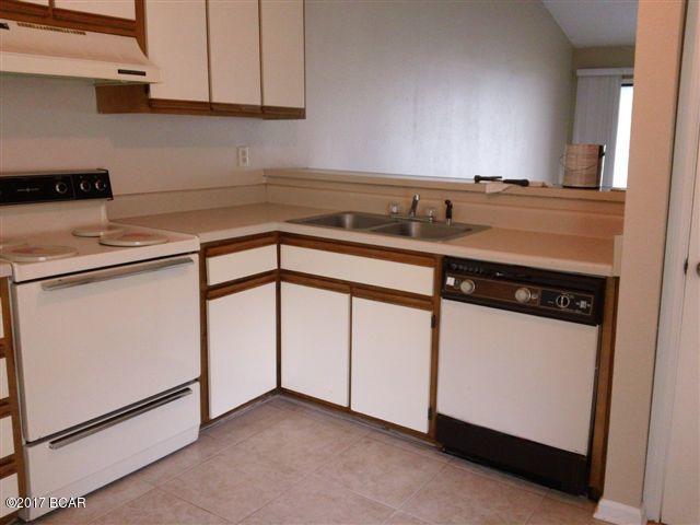 Michigan Court Sub - Residential Lease