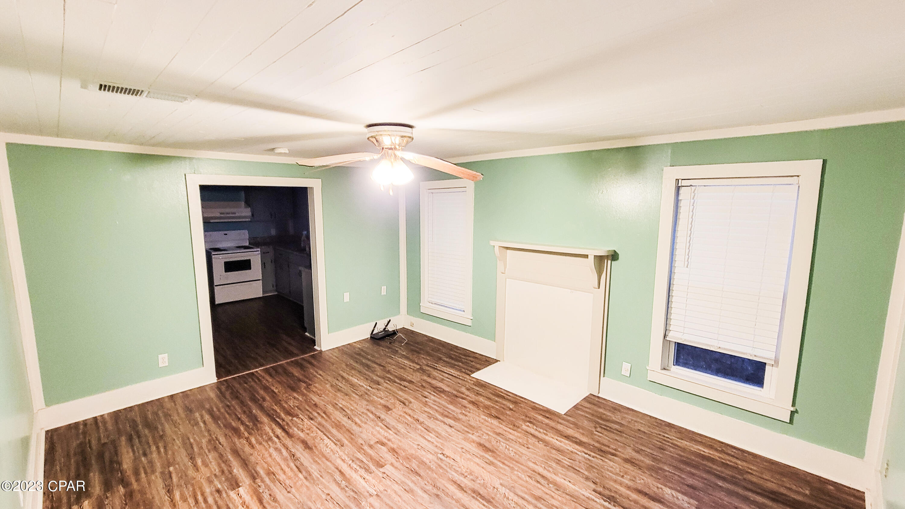 [No Recorded Subdiv] - Residential