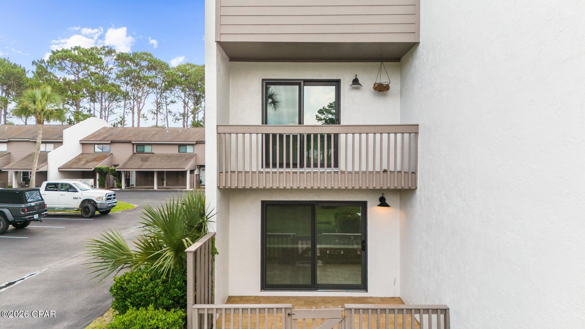 Palisades Condo Ph 1 - Residential