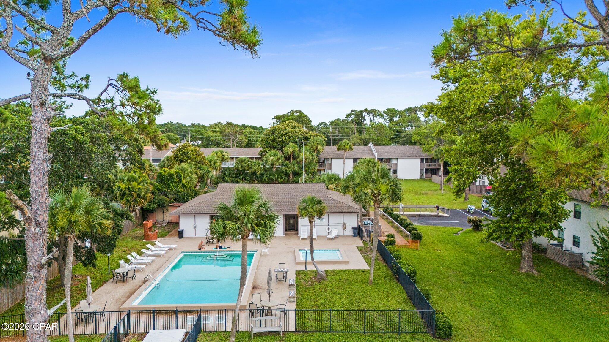 Palisades Condo Ph 1 - Residential