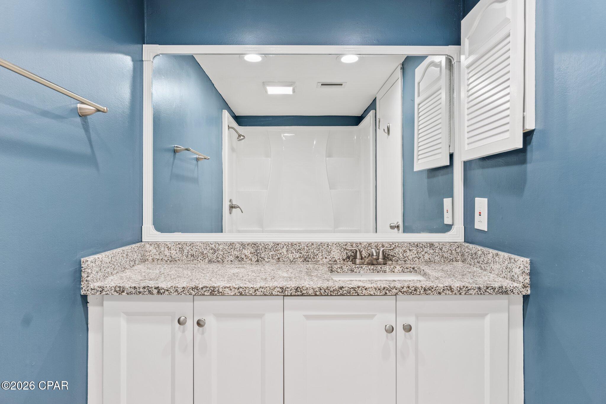 Palisades Condo Ph 1 - Residential