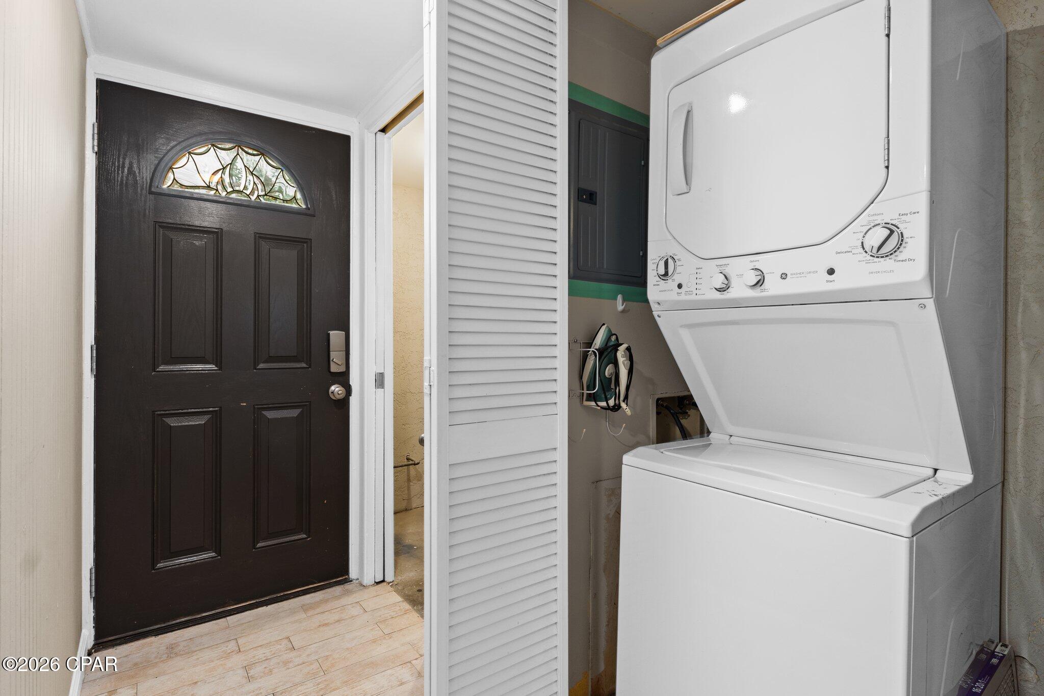 Palisades Condo Ph 1 - Residential