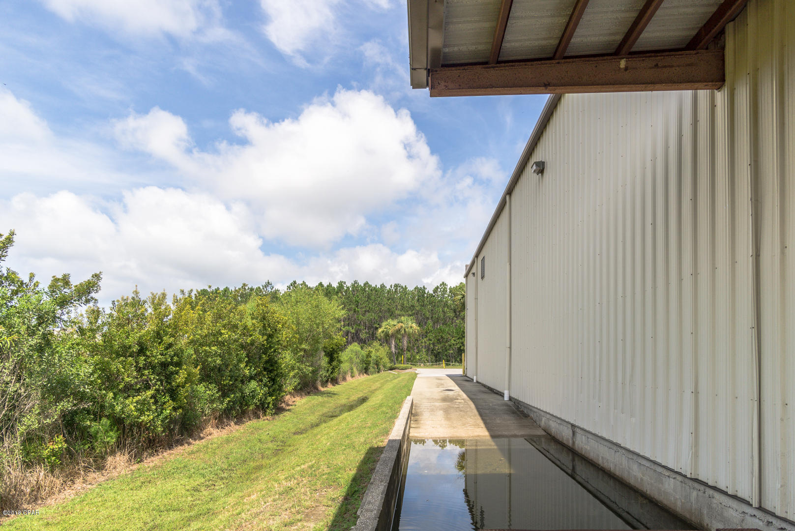 Beach Commerce Park - Commercial Sale