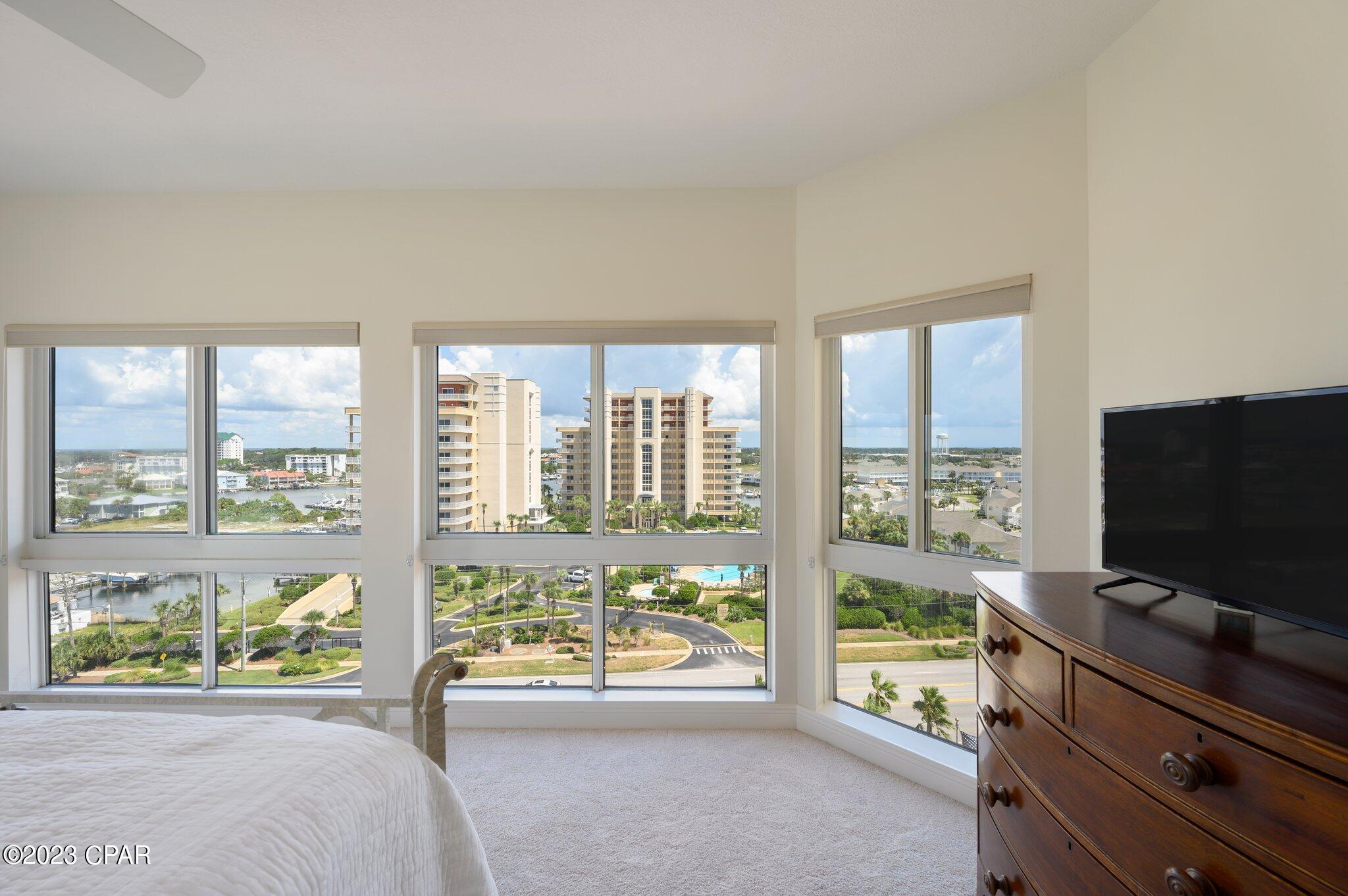 Holiday Isle - Residential