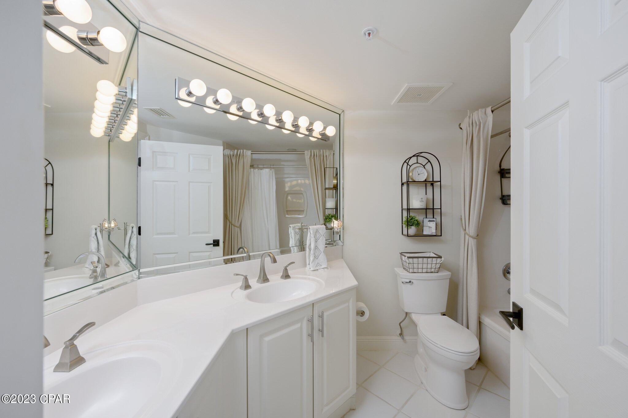 Holiday Isle - Residential