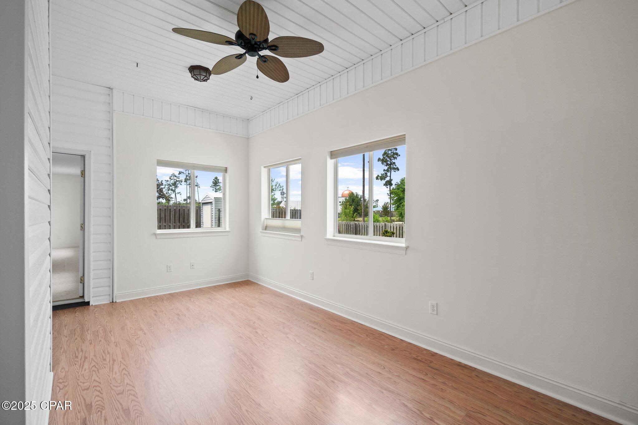 Floridian Place - Residential