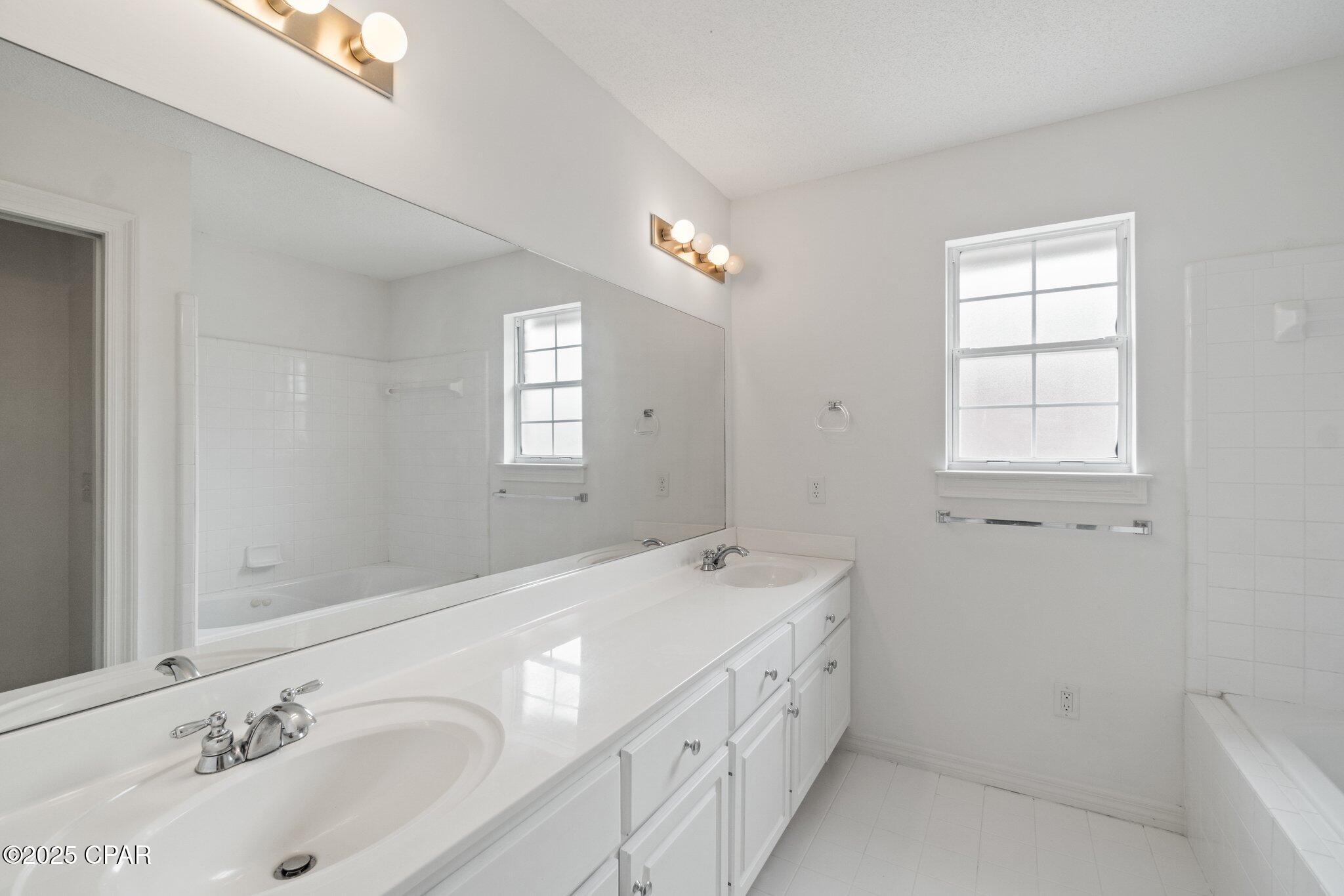 Floridian Place - Residential