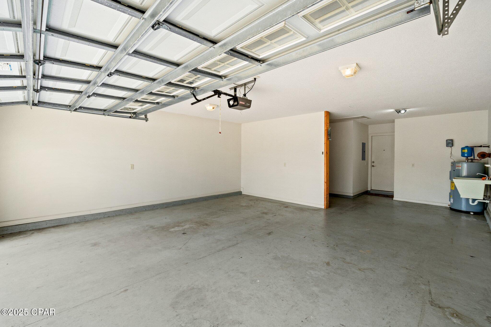 Floridian Place - Residential