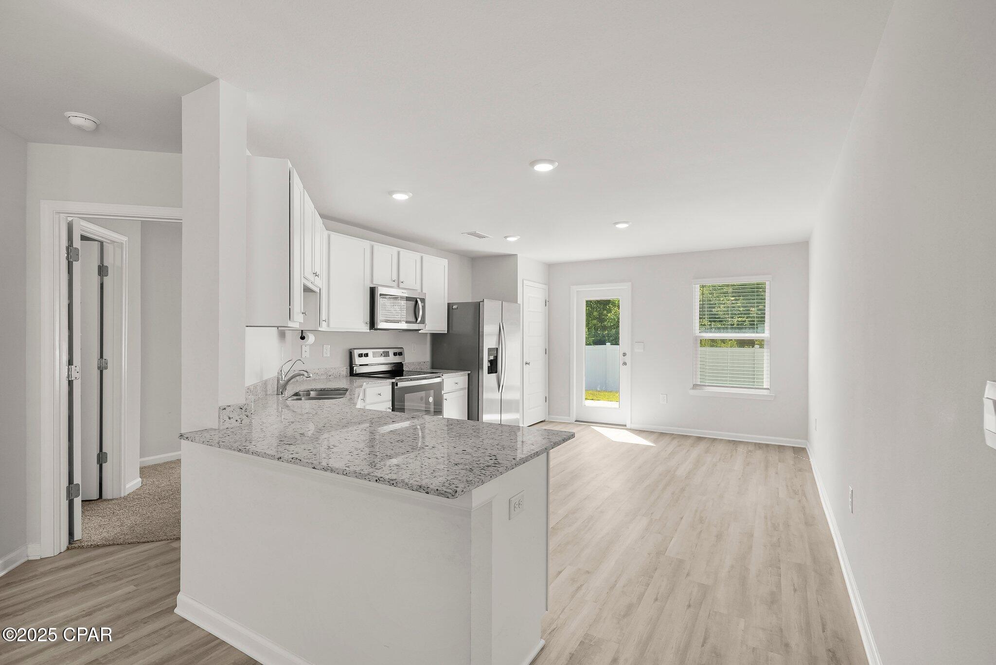 [No Recorded Subdiv] - Residential Lease