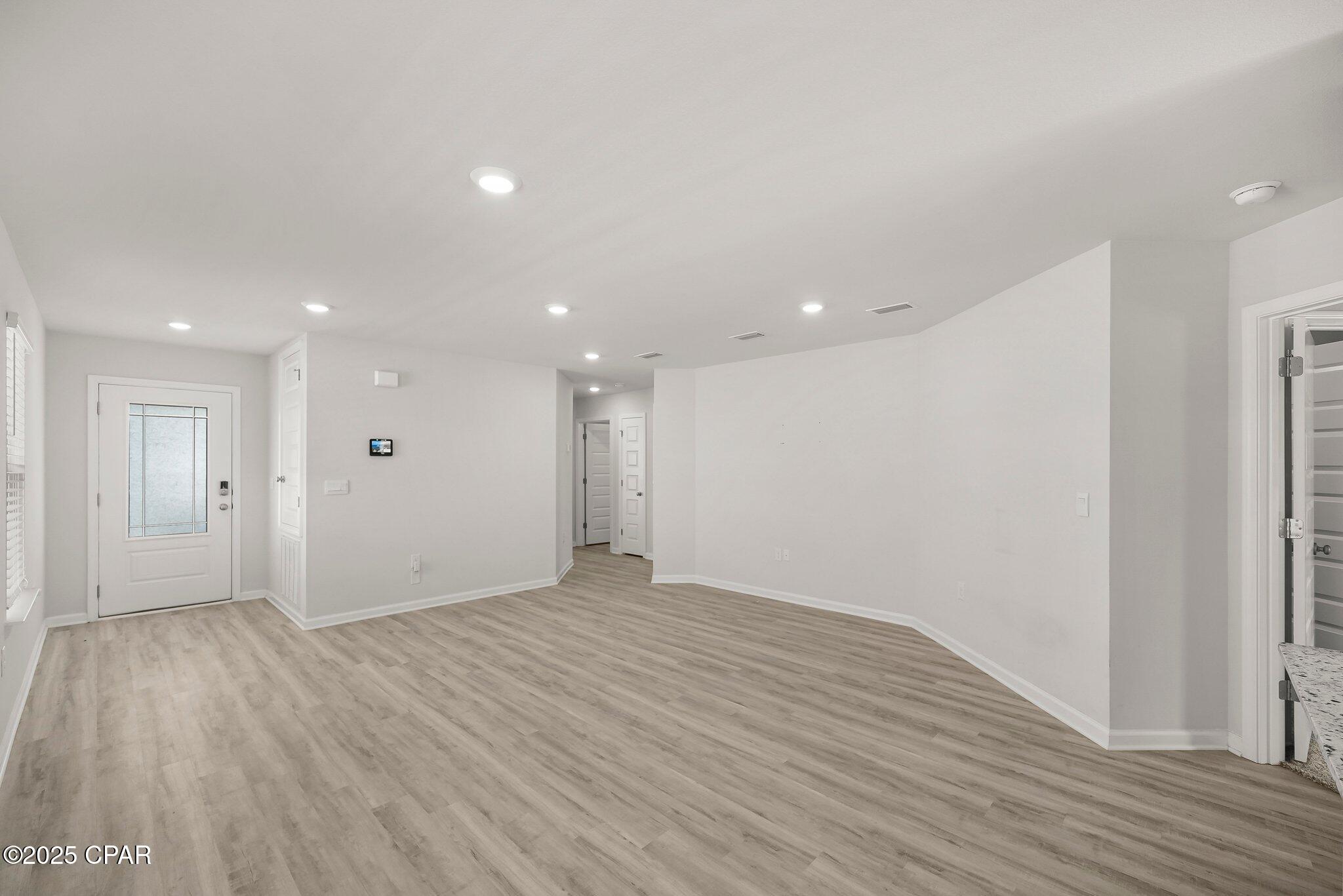 [No Recorded Subdiv] - Residential Lease