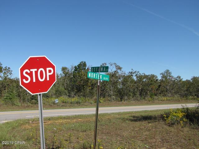 Compass Lake In The Hills - Land
