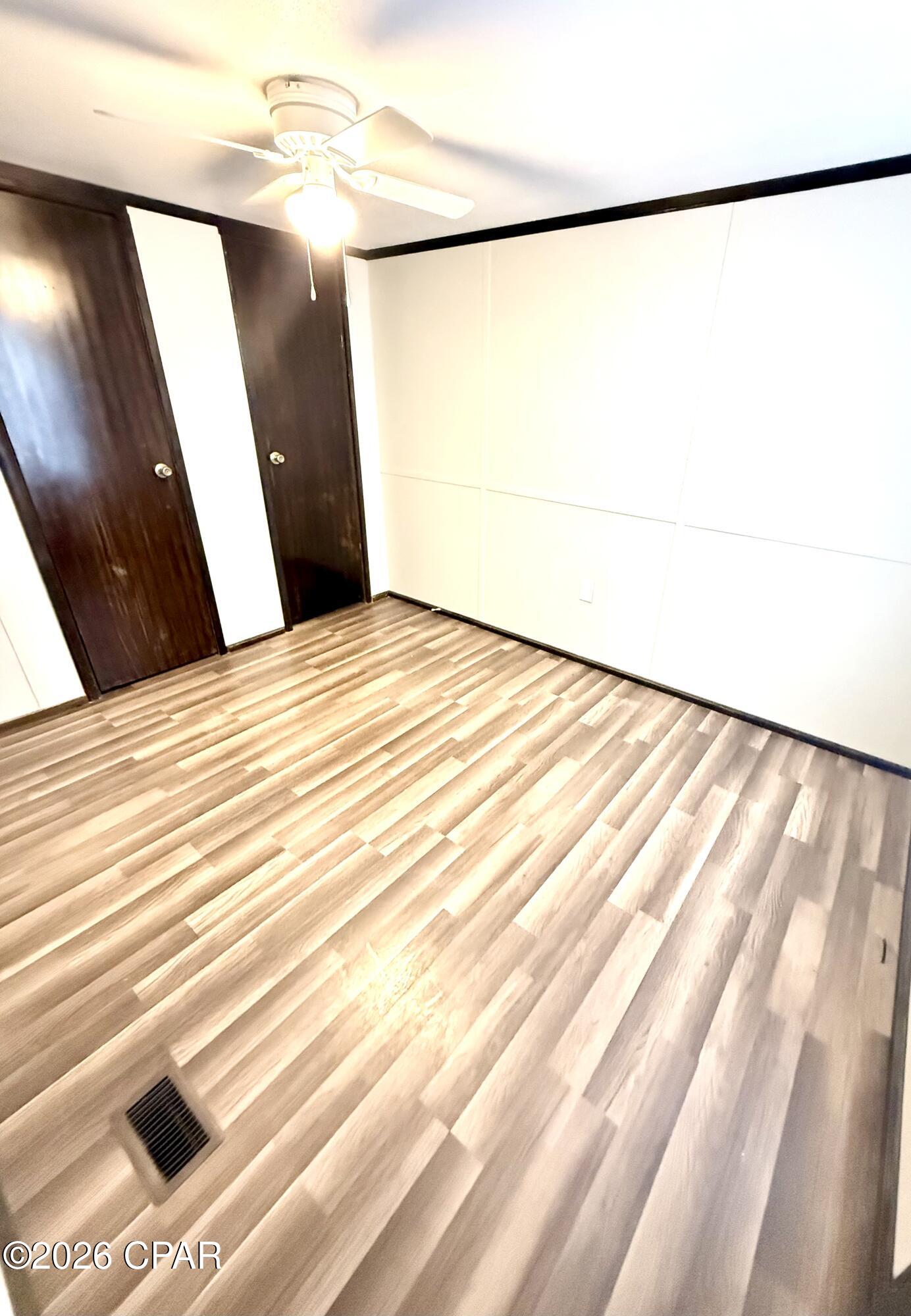 Oakwood Lakes - Residential